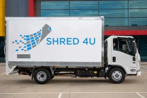shred4u you shredding truck